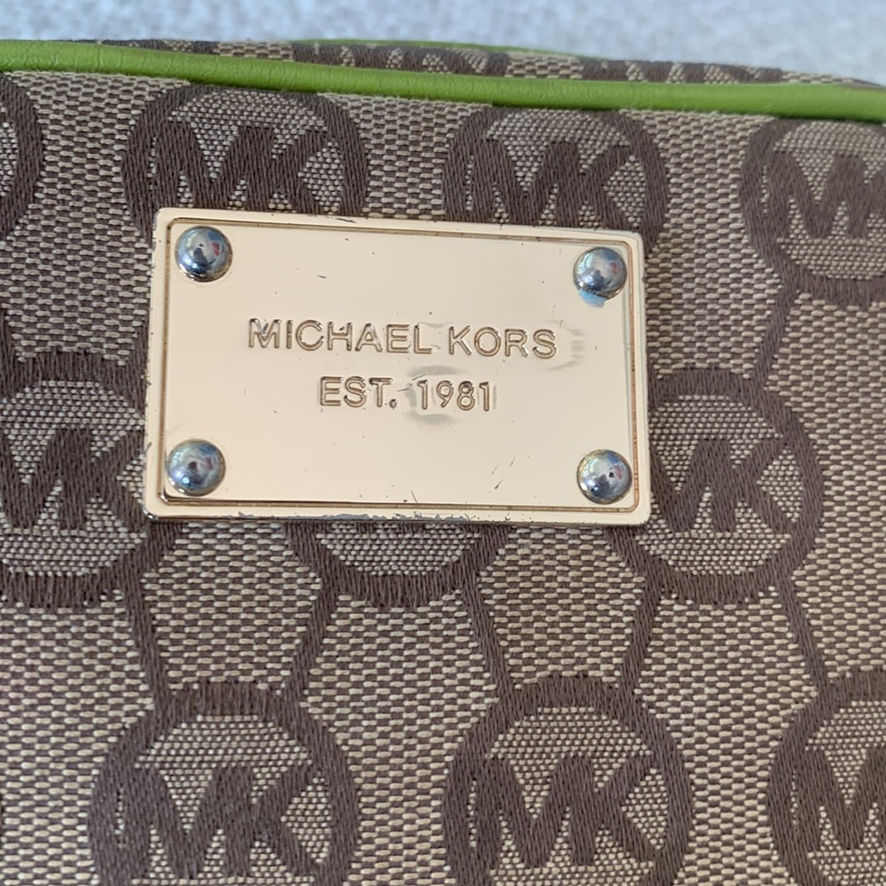 Michael Kors Mini Crossbody Bag - Picture 4 of 12